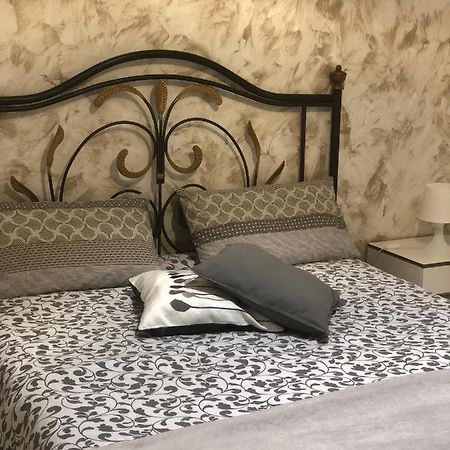 La Finestra Sul Castello Villa CTA Eksteriør billede